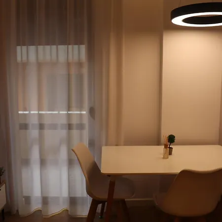 Lejlighed Tiranalake Luxury - Self Check-in