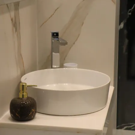 Tiranalake Luxury - Self Check-in شقة *
