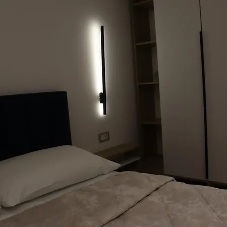 Tiranalake Luxury - Self Check-in Apartment Tirana