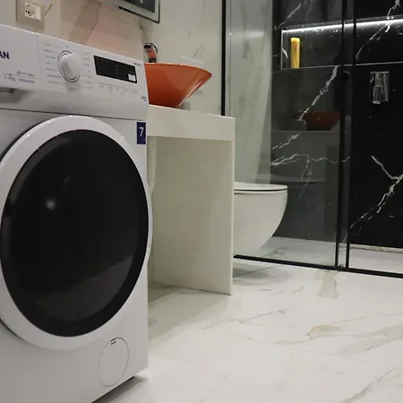 Tiranalake Luxury - Self Check-in Apartment Tirana